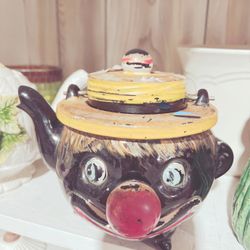 Vintage Tea Pot 