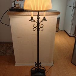 Beautiful Black Design Floor Lamp 