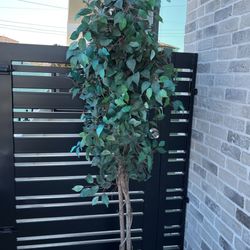 Artificial Tree