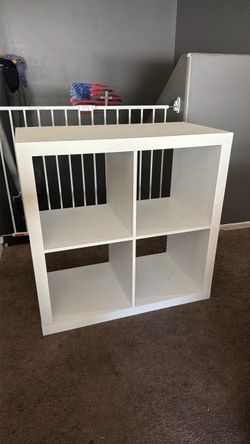 Cube shelves