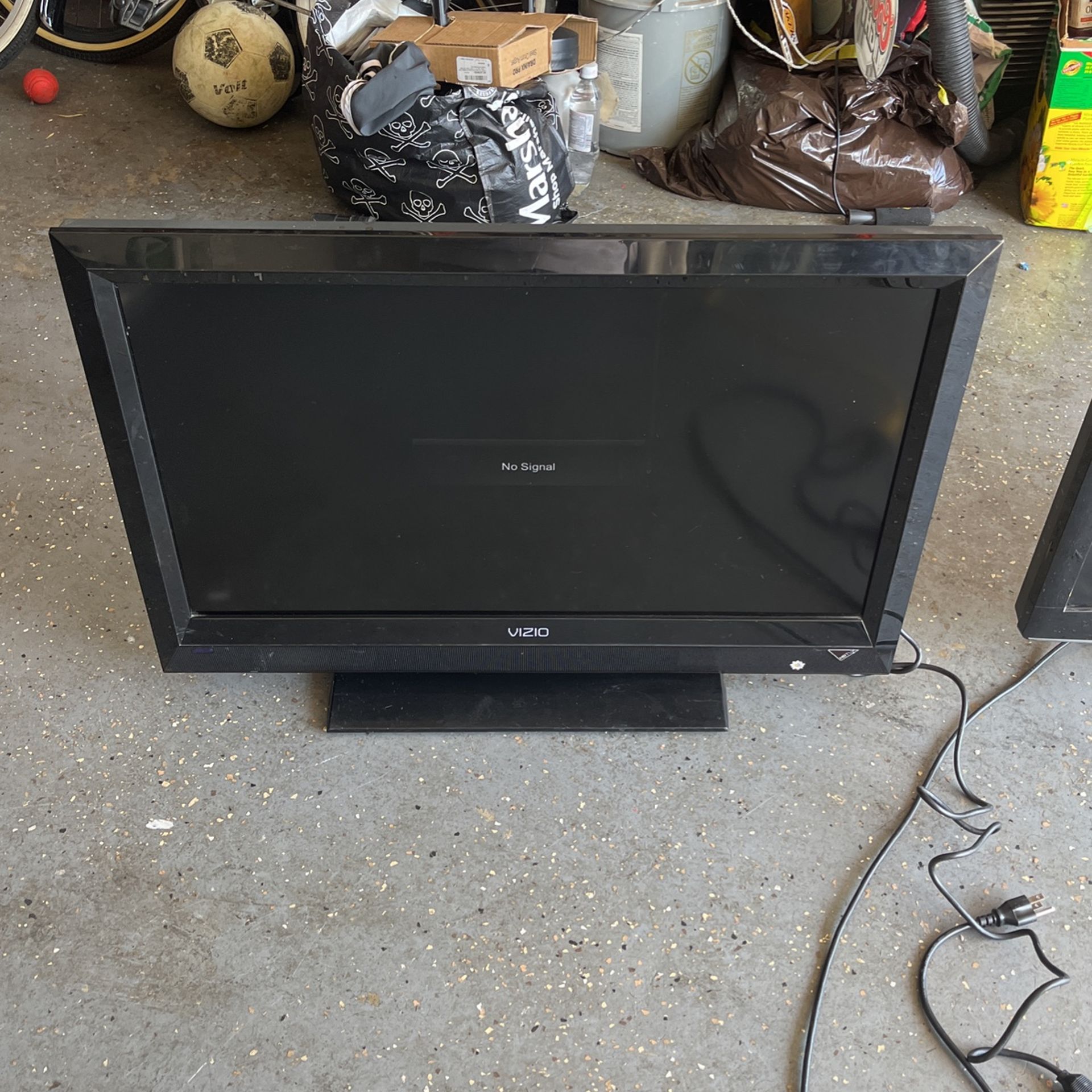 32 Inch Vizio TV With No Remote