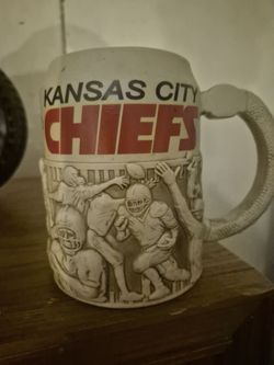 Kansas CityChiefs nfl signed 1998 team ball lot