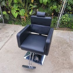 Luxury Barber Chair With Recline And Head Rest 