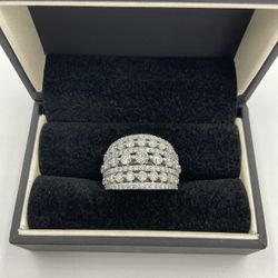 10KT WHITE GOLD LADIES WEDDING/FASHION RING W/ DIAMONDS APPROX 2.75CT TDW 8.6GR RING SIZE 7.0