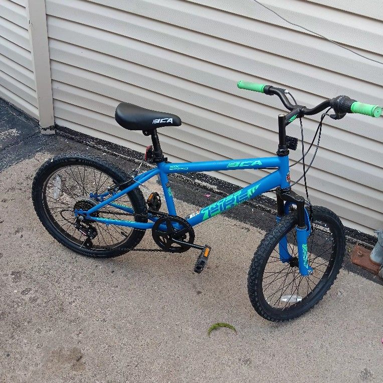 BCA 20" Crossfire Boy's Mountain Bike