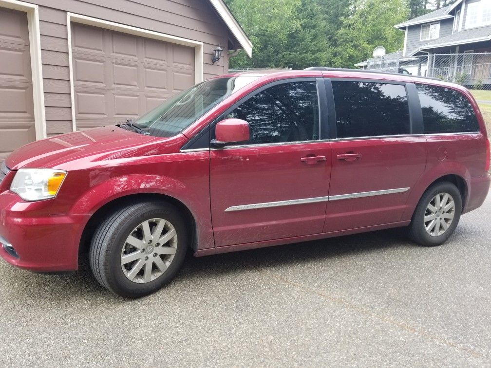 2014 Chrysler Town & Country