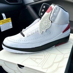 Jordan Retro 2 Chicago BRAND NEW Size 9