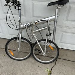 XOOTR Swift folding Bike