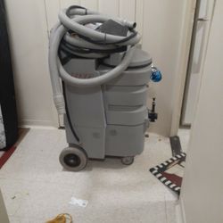 Carpet Extractor