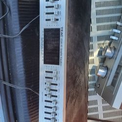 TEAC EQA-10  GRAPHIC EQUALIZER