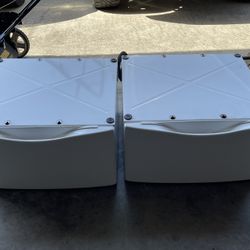 Pedestal Washer And Dryer