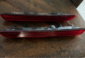 Ford explorer rear reflectors