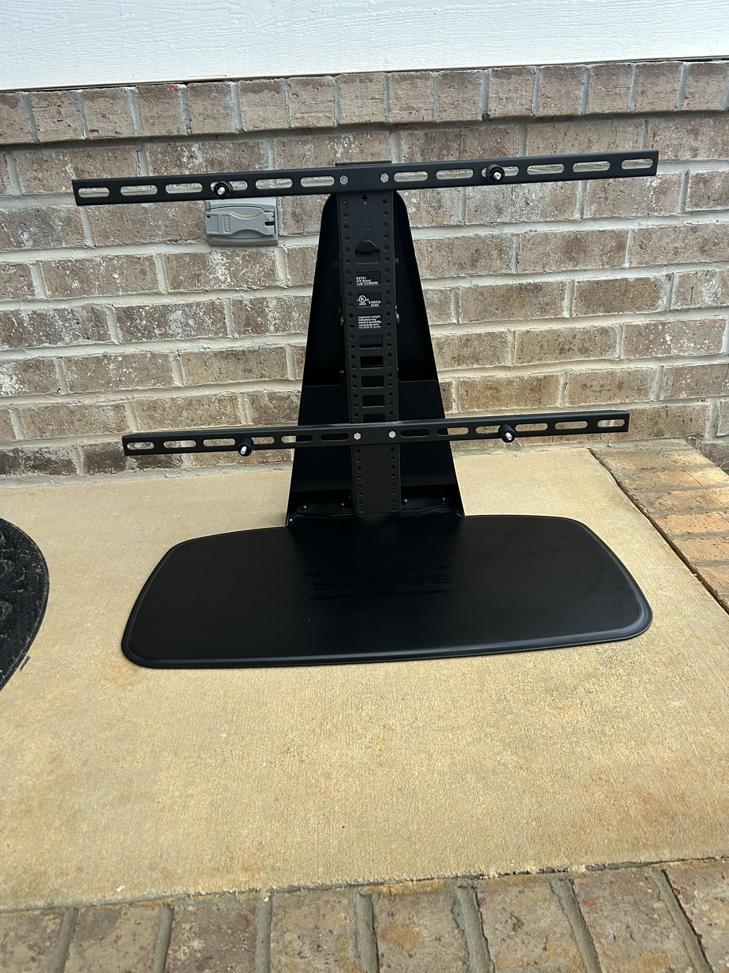 Sanus Universal Swivel TV Stand