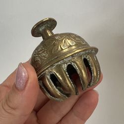 Antique Elephant Claw Bell