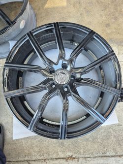 Lexani gravity black 20×8.5