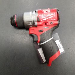 Milwaukee 12v Cordless Hammer Drill With Battery And Charger 