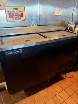 Glass chiller/ refrigerator for restaurant