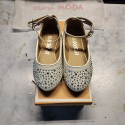 Little Girl Dressing Shoes Size 6 Brand MiMi Moda