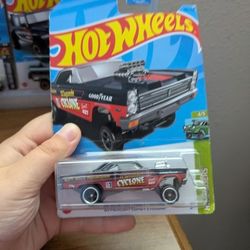 Hot Wheels " '65 Mercury Comet Cyclone (SUPER TREASURE HUNT)