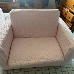 Kids sofas pink color