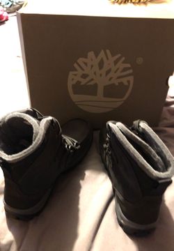 Men’s Timberland boots size 7 1/2 new .