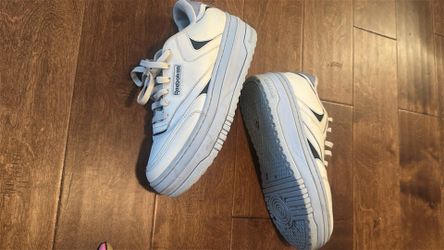 Reebok Platform Sneakers size 9