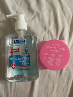 Gel Hands and Scrub Pineapple