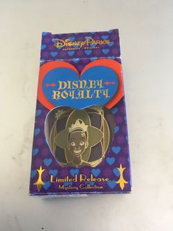 Disney pins