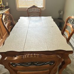 Dining Room Table with 6 Chairs 