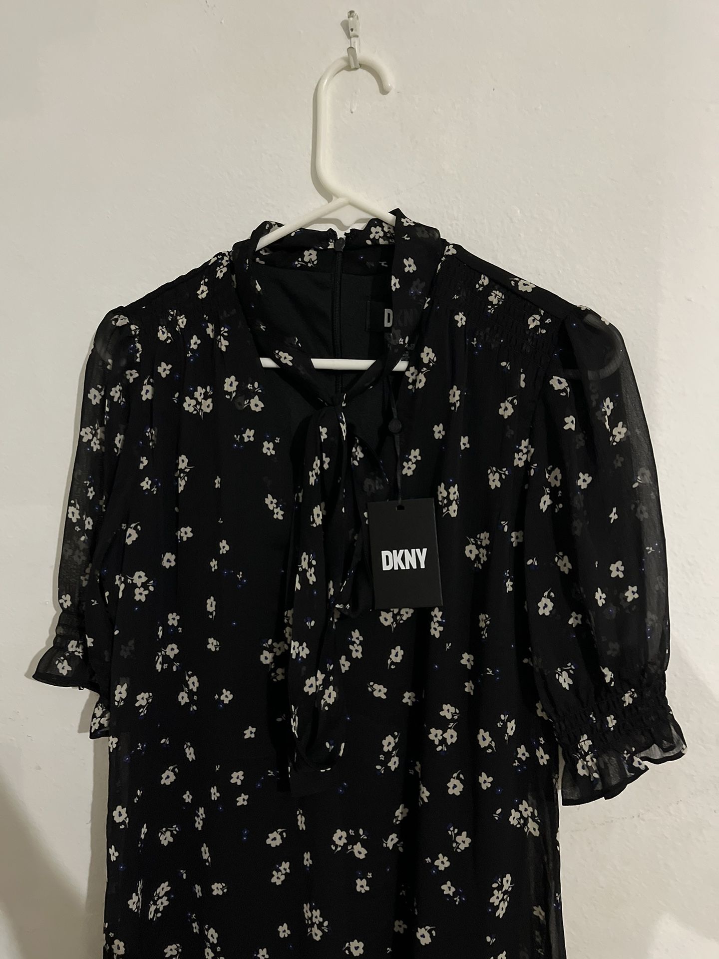 DKNY Dress Black With Flowers 