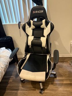 Gaming chair