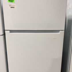 Vissani MDTF18WHR 18 cu. ft. Top Freezer Refrigerator