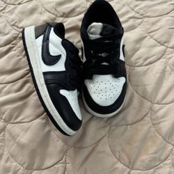 Nike, New Balance Size 8C