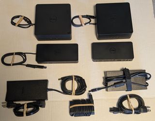 Dell TB16, D6000, D3100 docking station bundle with power supplies
