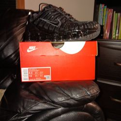 Gym Shoes 