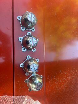Torque thrust caps
