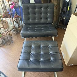 Leather Lounge Chair With Ottoman