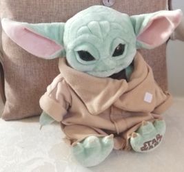 Star Wars Yoda pushed stuffed animal alien toy