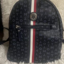 TOMMY Hilfiger 