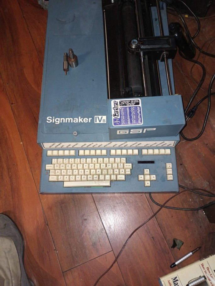 **SALE**GERBER SIGNMAKER 4B Working **SALE**50% OFF