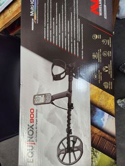 Minelab Equinox 900 Metal Dete