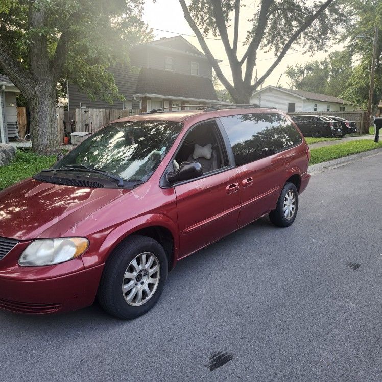 2002 Chrysler Town & Country
