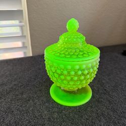 Topaz Opalescent Uranium Glass Hobnail Covered Candy Dish 6" Glows
