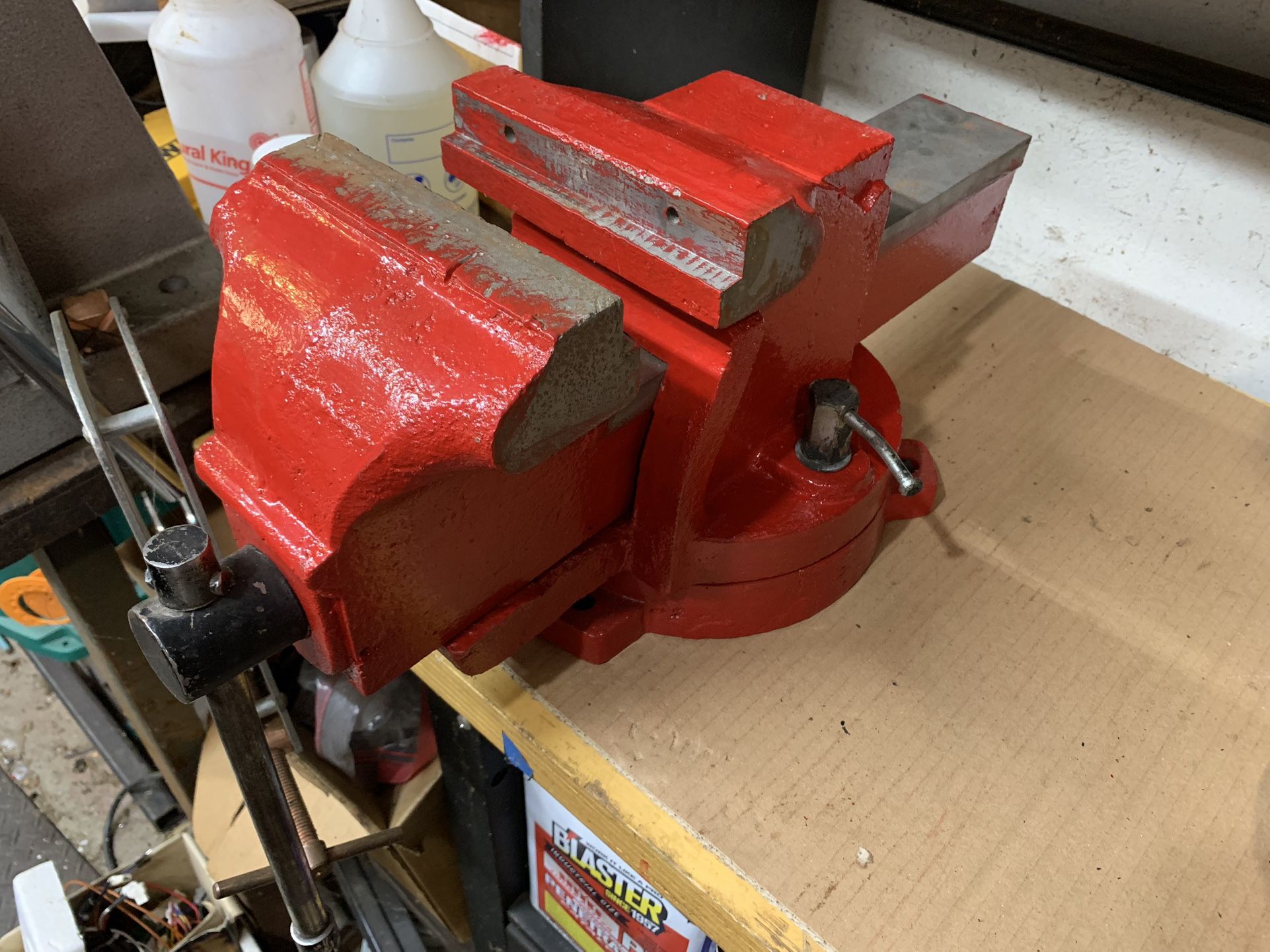 Massive Bench Vice