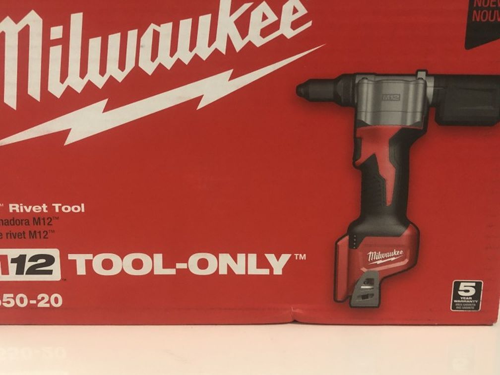 MILWAUKEE 2550-20 m12 rivet tool (tool only)