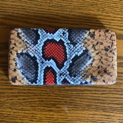 Hard Case Wallet