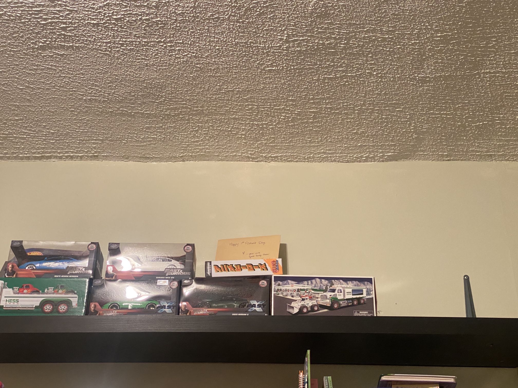 2 IKEA Shelves