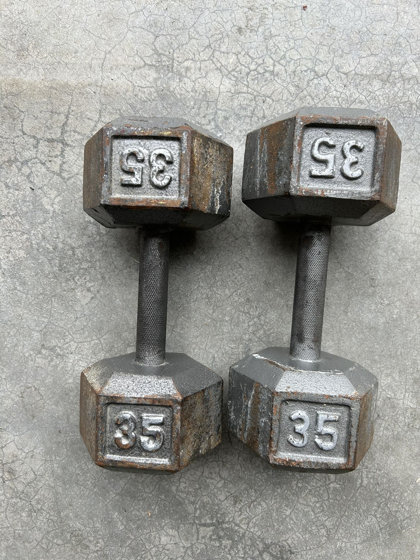 35lb Dumbells