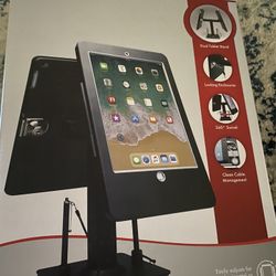 Dual iPad Stand With Locks