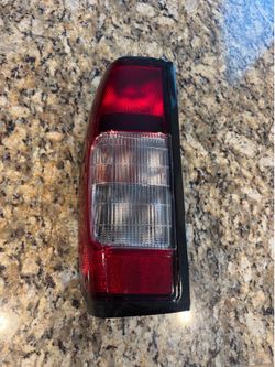 Nissan frontier tail light